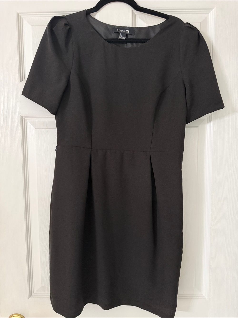 Forever 21 Black Short-Sleeve Mini Dress